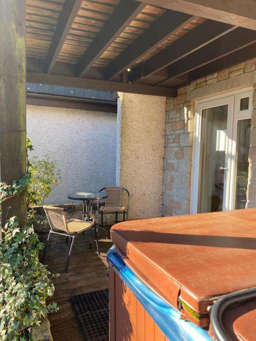 3 Bedroom Lodge With Hot Tub On Lovely Quiet Holiday Park In Cornwall Gunnislake Eksteriør bilde